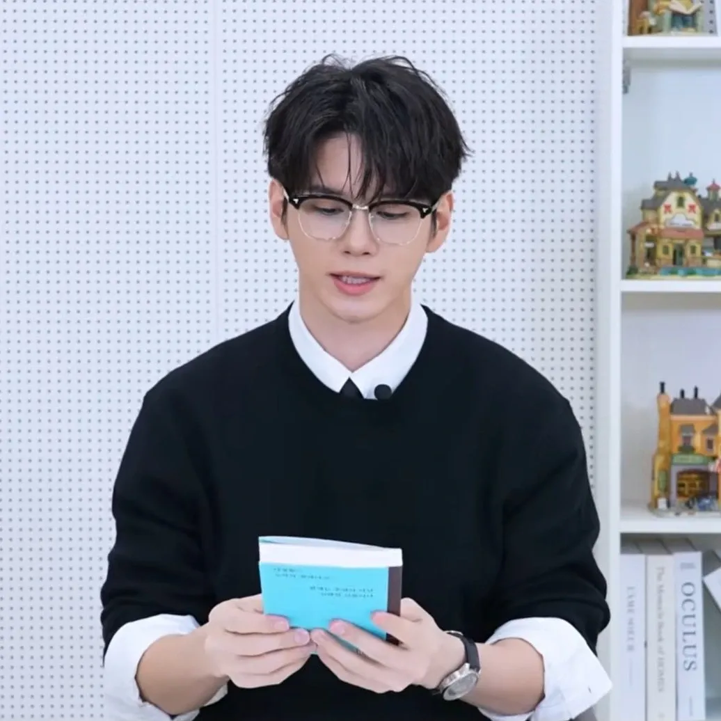 옹성우의 비하인드 컷