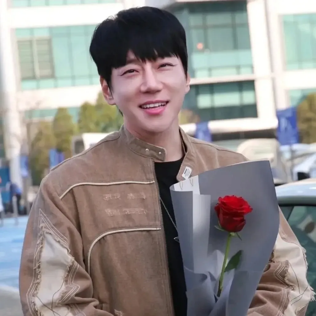 Behind-the-scenes cut of Hwang Chiyeol