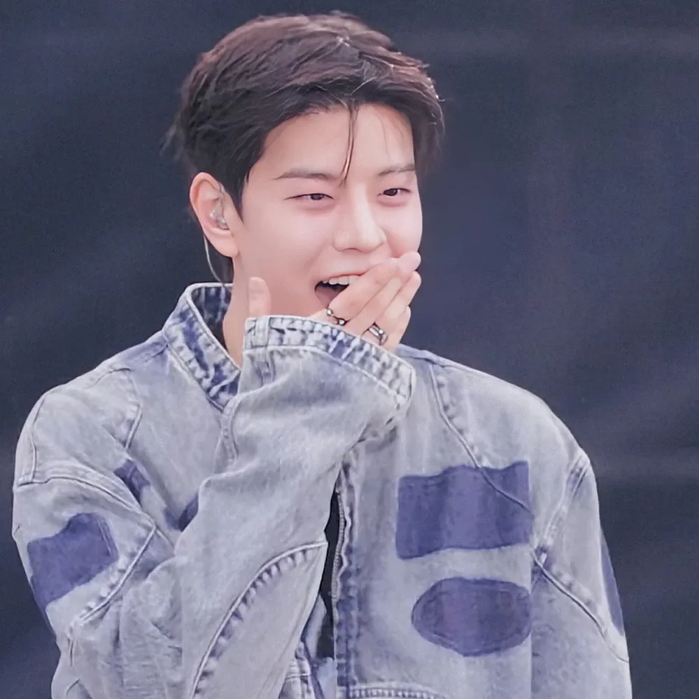 Momen yang diabadikan oleh penggemar Seungmin (Stray Kids)