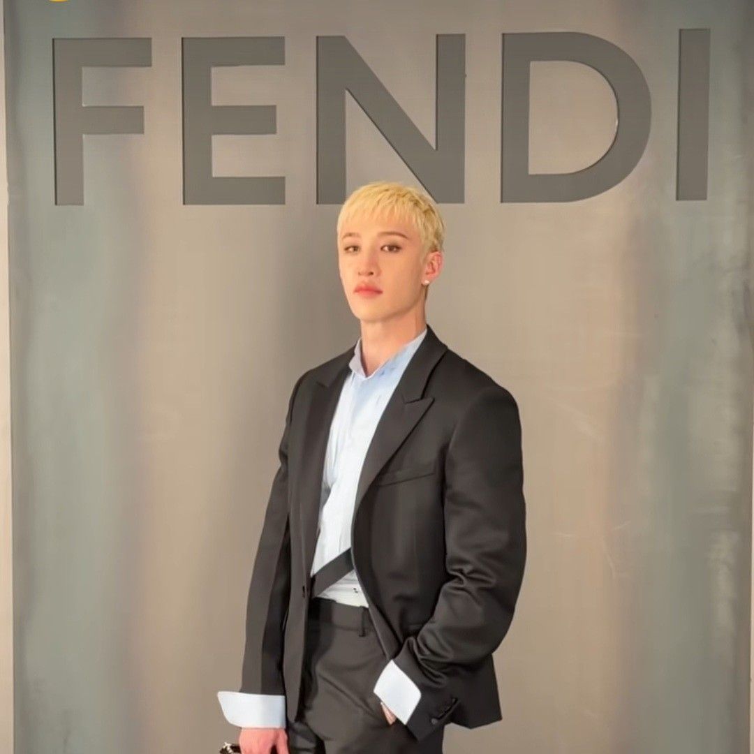 Behind-the-scenes cut of Stray Kids