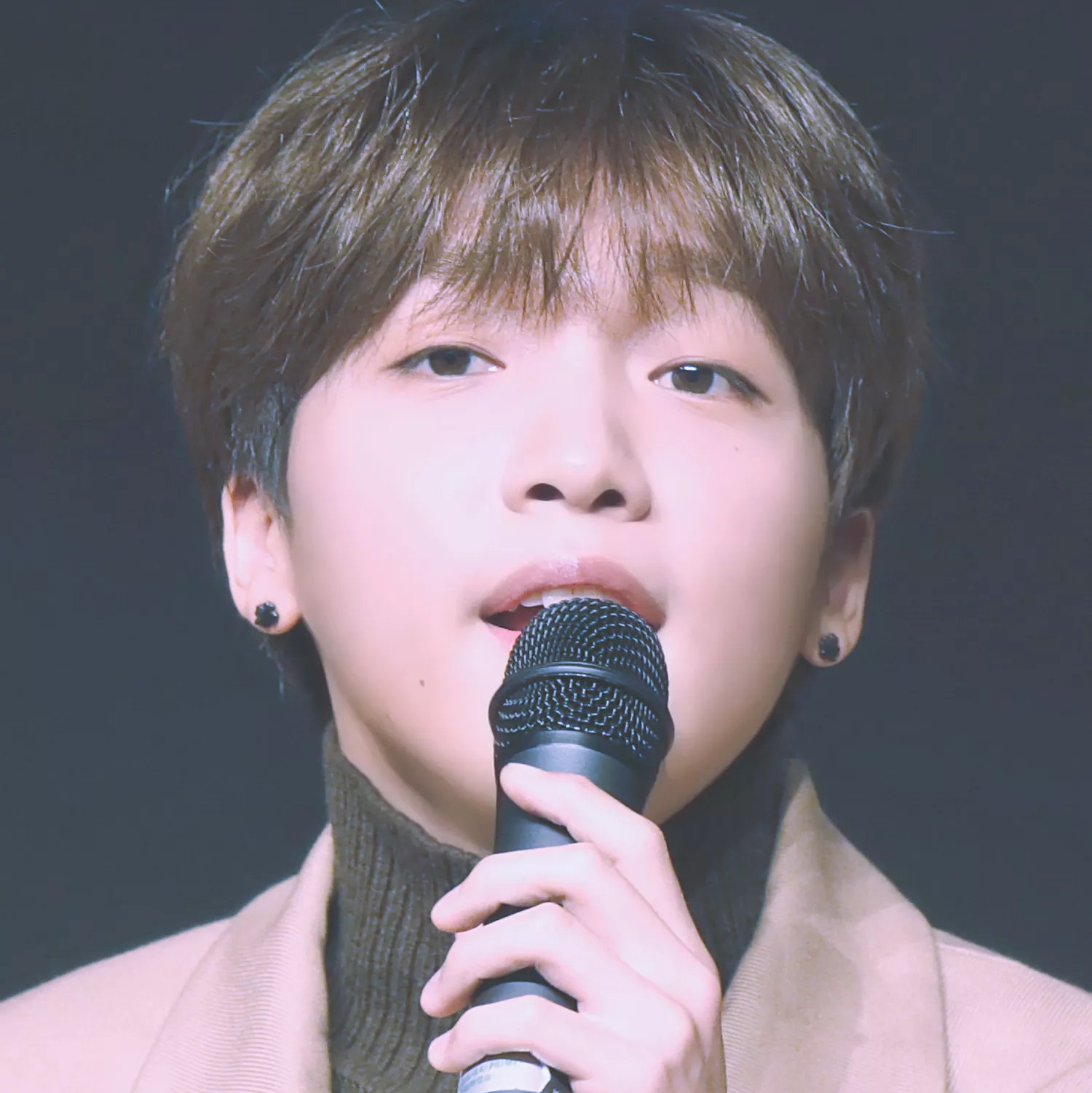 Behind-the-scenes cut of Jeong Sewoon