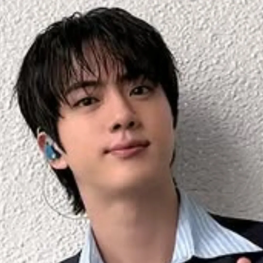 진 (방탄소년단)의 비하인드 컷