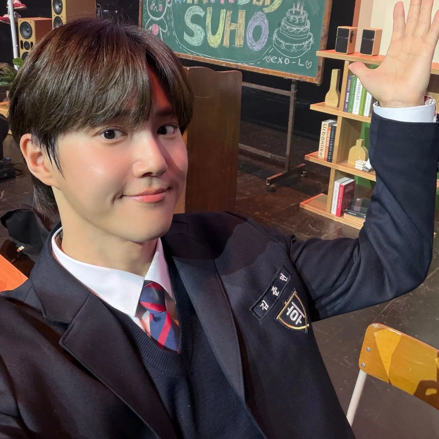 Behind-the-scenes cut of Suho (EXO)