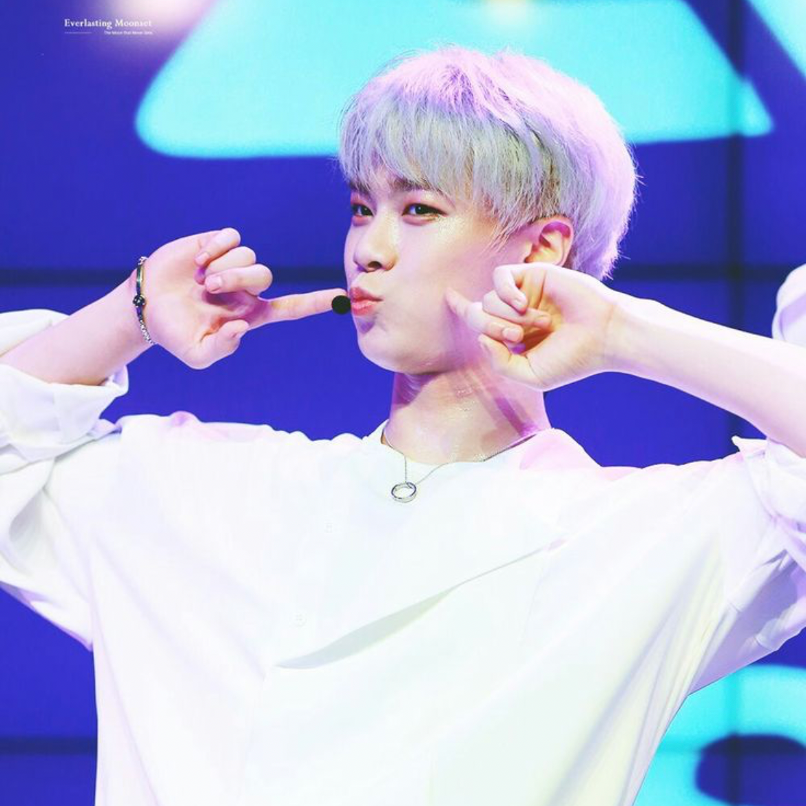 A moment captured by Moonbin (ASTRO)'s fan