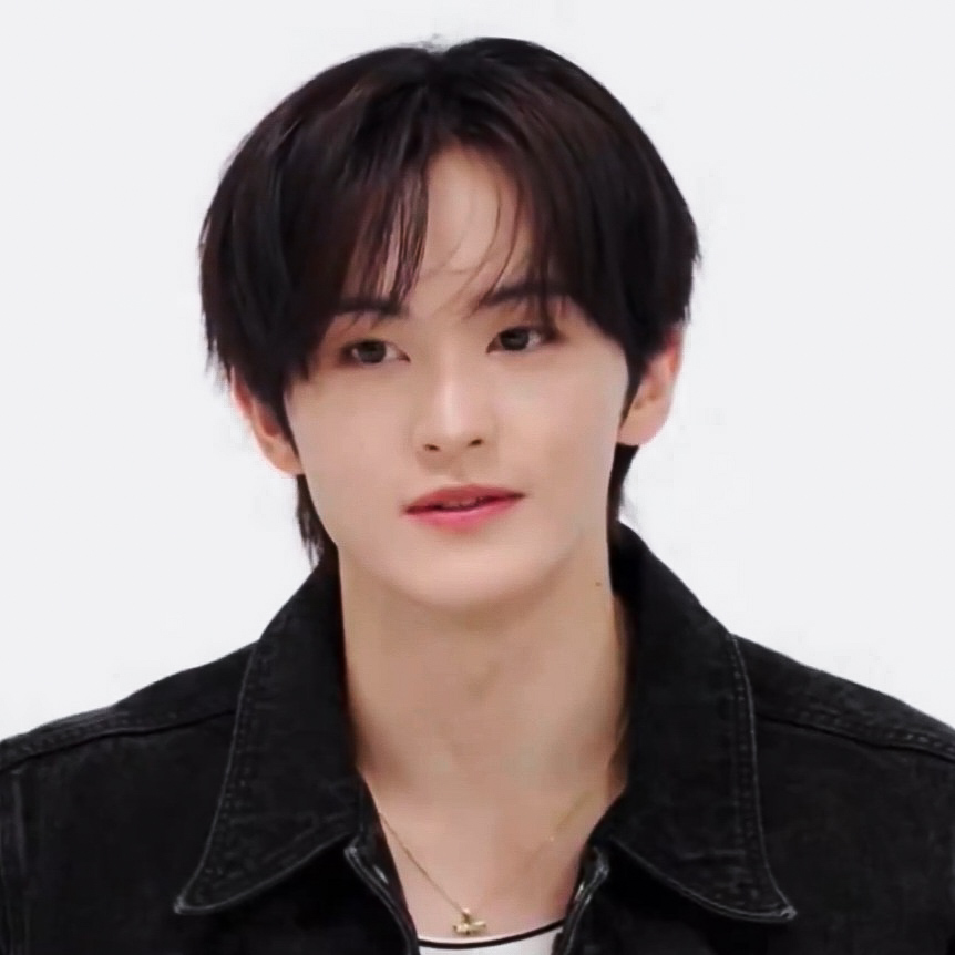 Latest photo of Mark (NCT 127, NCT DREAM)