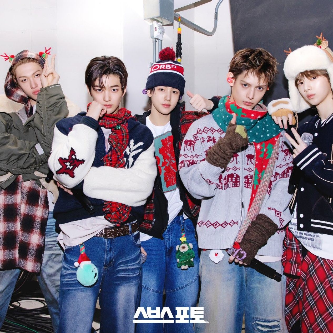 Behind-the-scenes cut of CORTIS