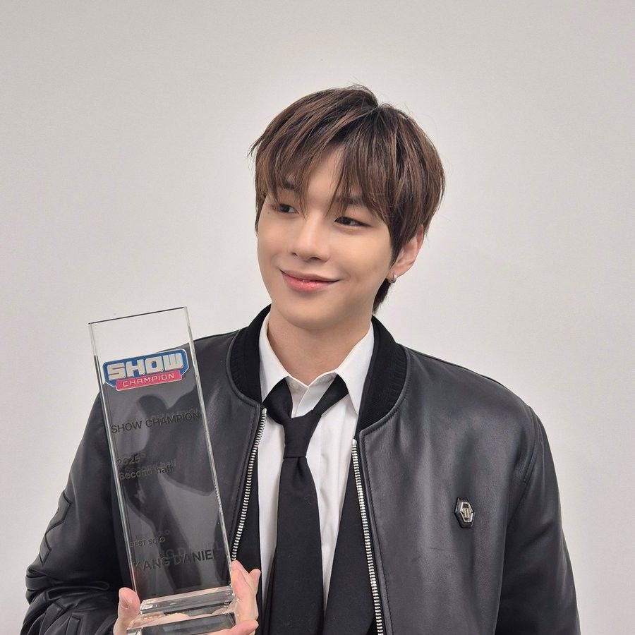 Recent activity shot of Kang Daniel