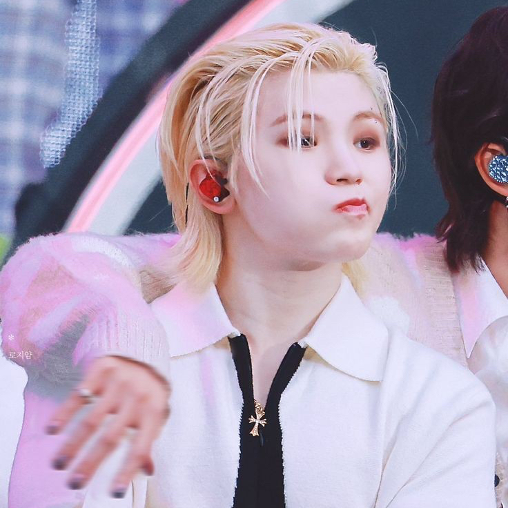 Behind-the-scenes cut of Woozi (SEVENTEEN)