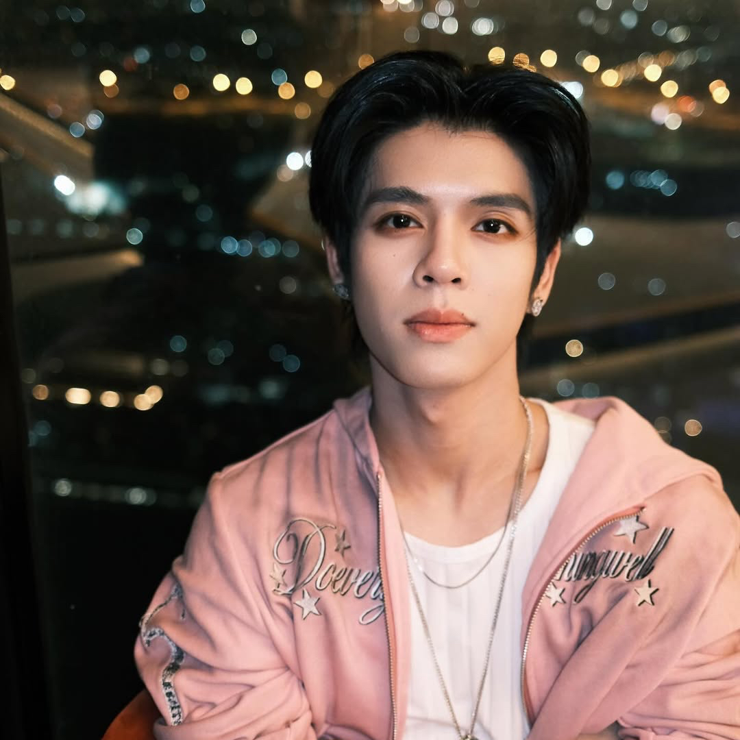 Behind-the-scenes cut of DORN (NexT1DE)