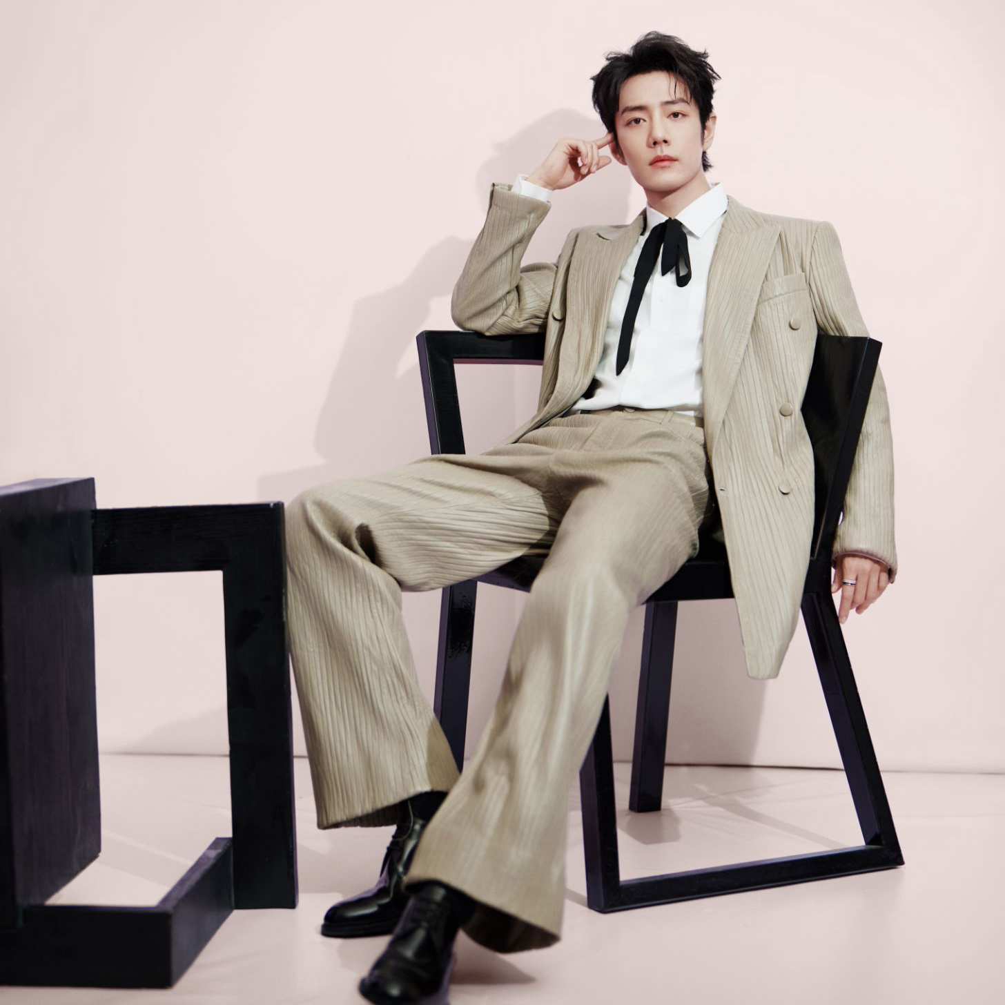 Behind-the-scenes cut of Xiao Zhan