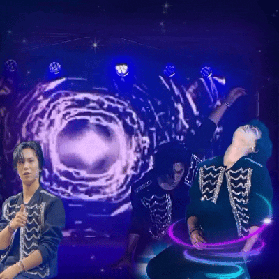A moment captured by Rocky's fan