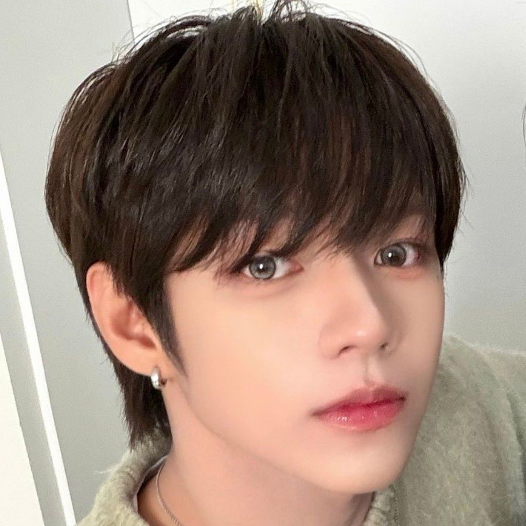 Recent activity shot of JL (AHOF)