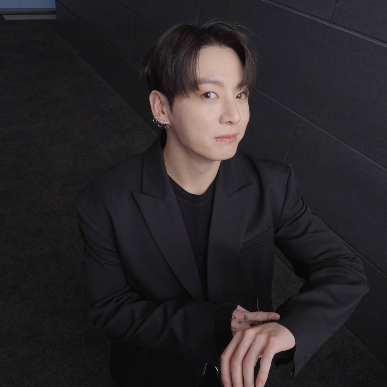 Latest photo of Jungkook (BTS)