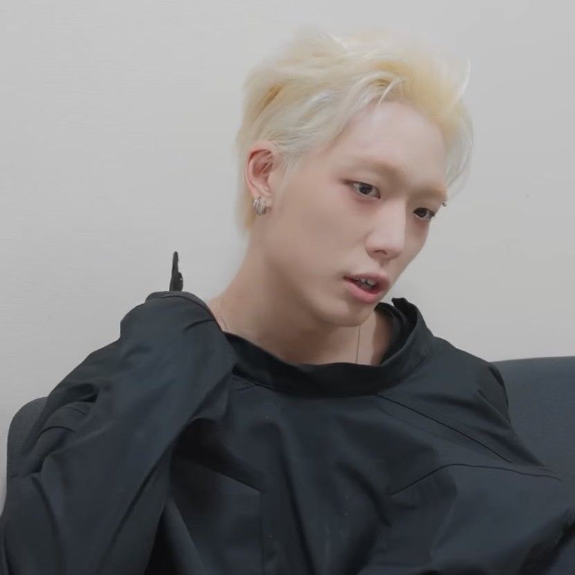 Latest photo of BOBBY (iKON)