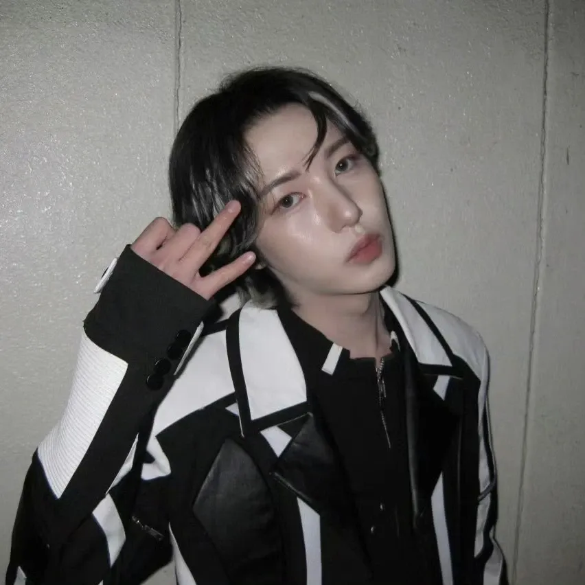 A moment captured by Renjun (NCT DREAM)'s fan