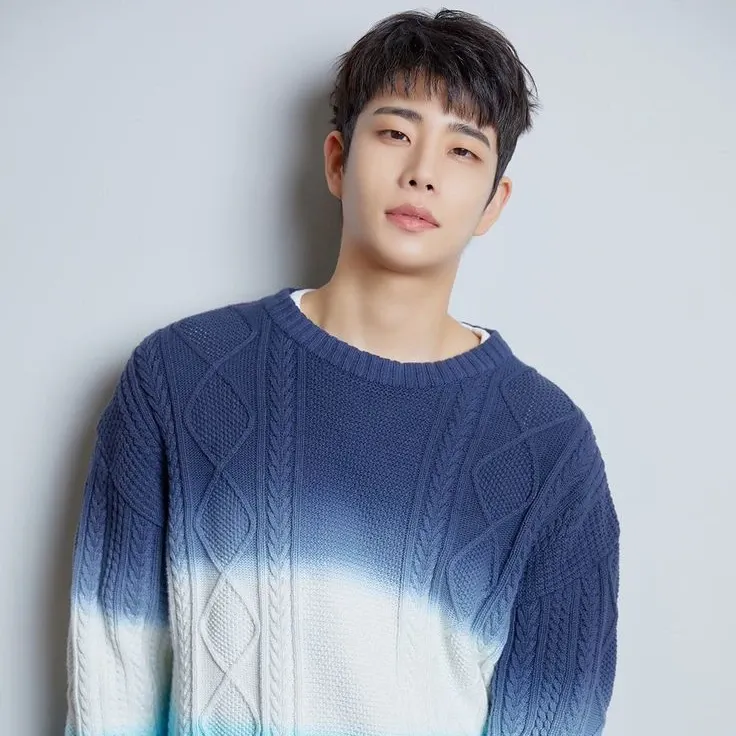 Behind-the-scenes cut of MJ (ASTRO)