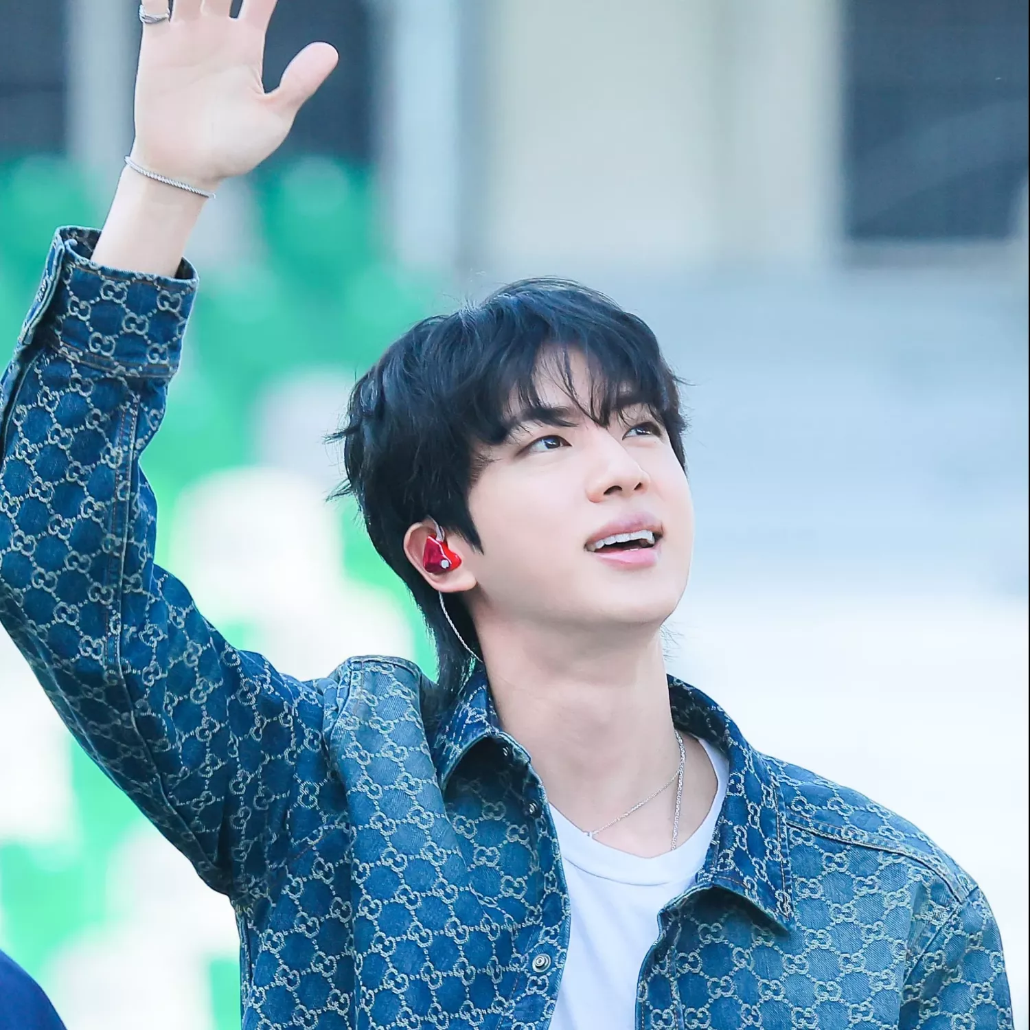 진 (방탄소년단) 최근 활동샷