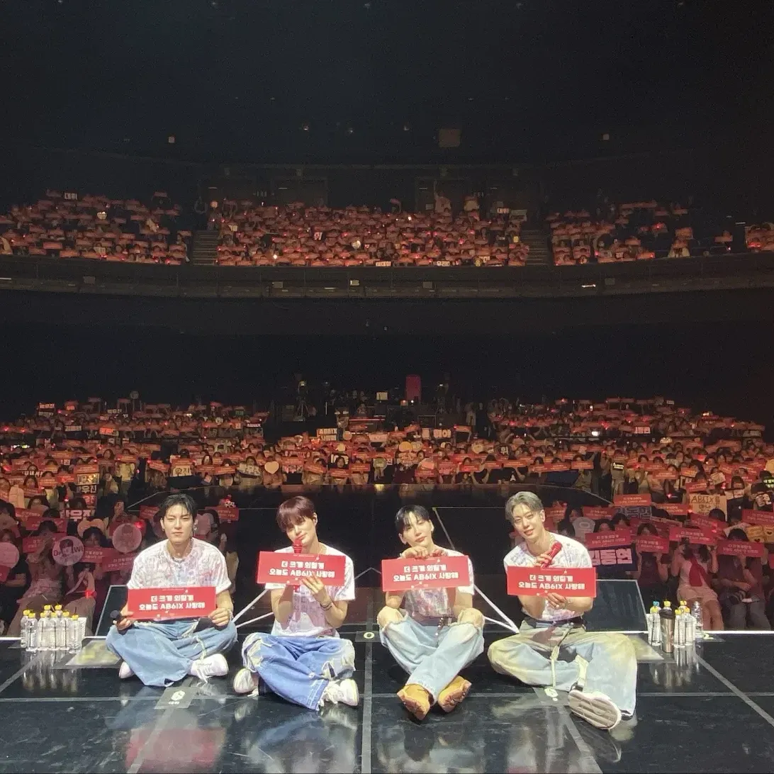 A moment captured by AB6IX's fan
