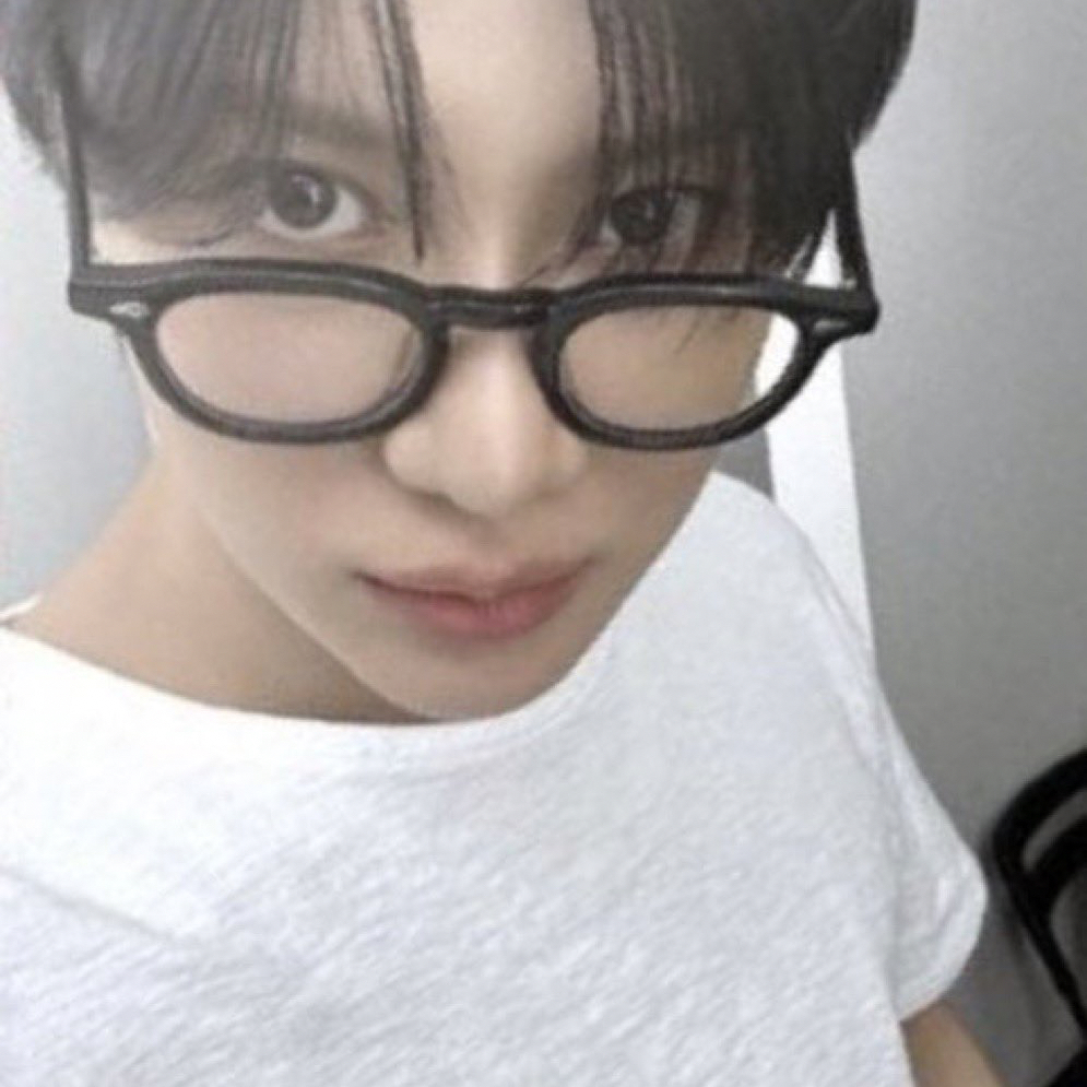 Behind-the-scenes cut of Taemin (SHINee)