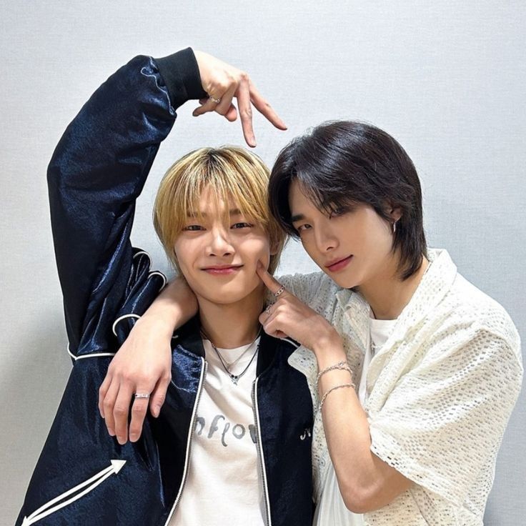 Latest photo of Hyunjin (Stray Kids)