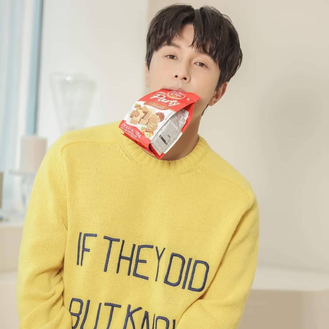 Behind-the-scenes cut of Kim Dongwan (SHINHWA)