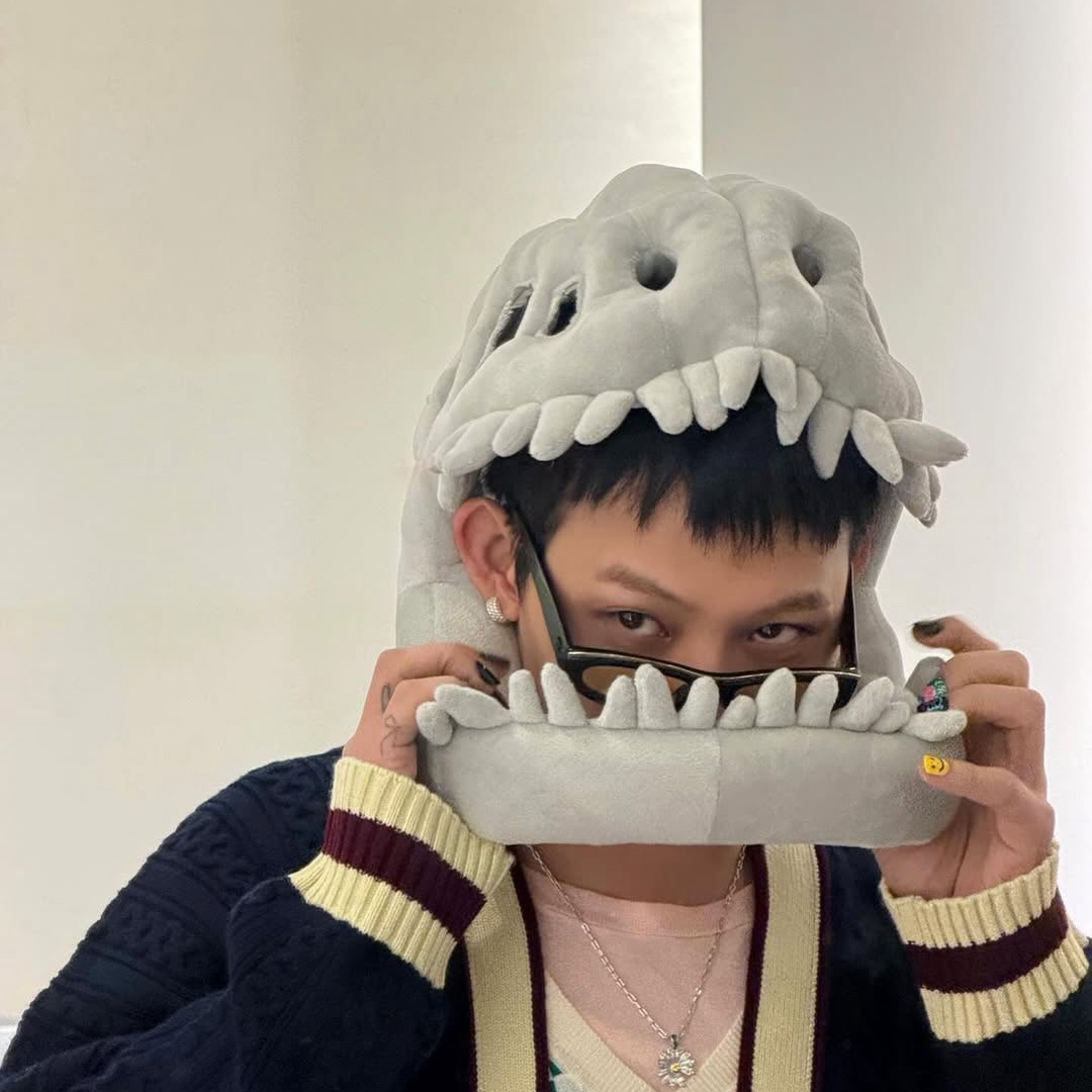 G-DRAGON (BIGBANG)的最新活動照片