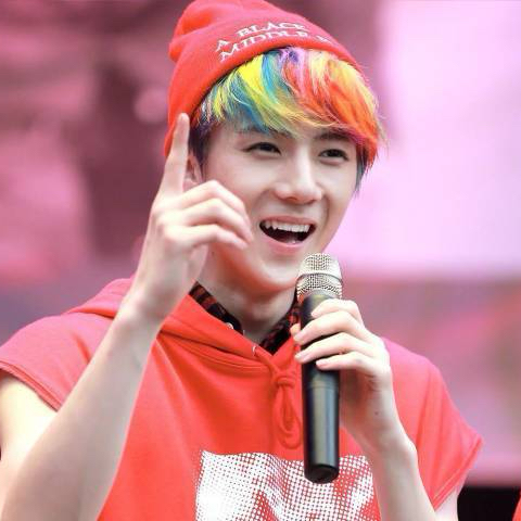 세훈 (EXO)의 최신 사진