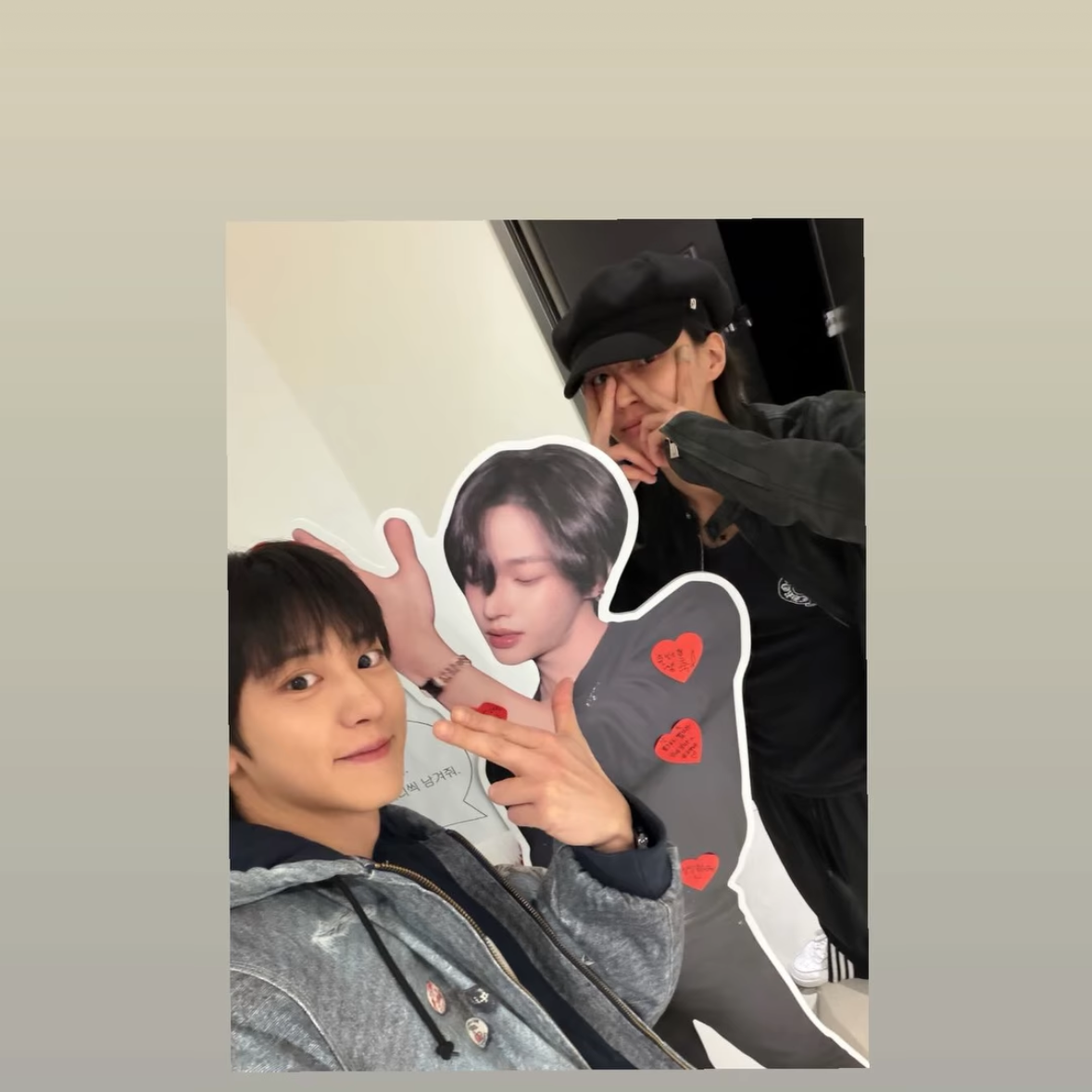 燦烈 (EXO)的最新照片