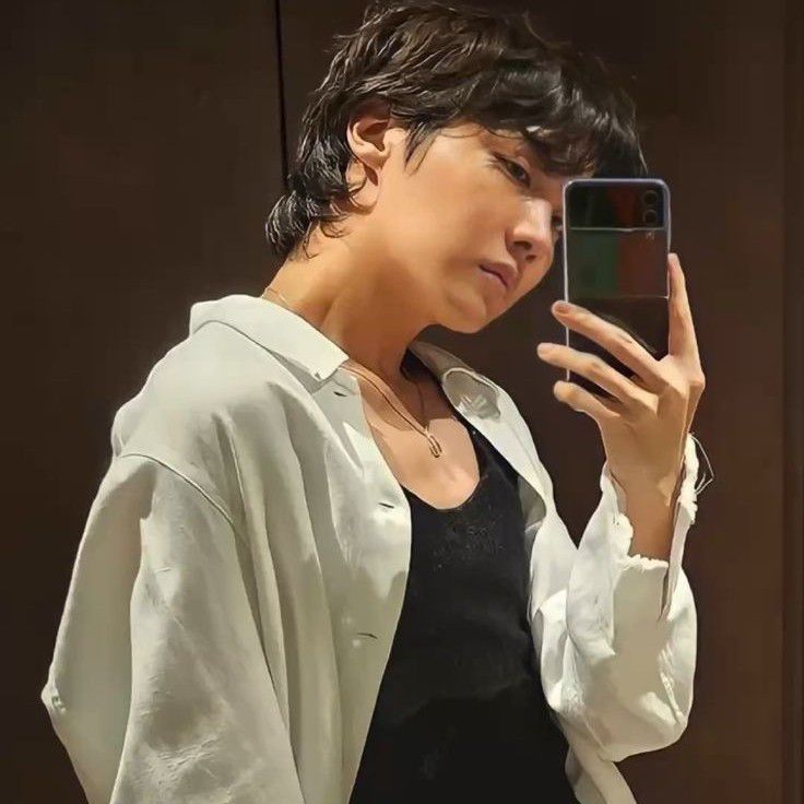 Potret di balik layar j-hope (BTS)