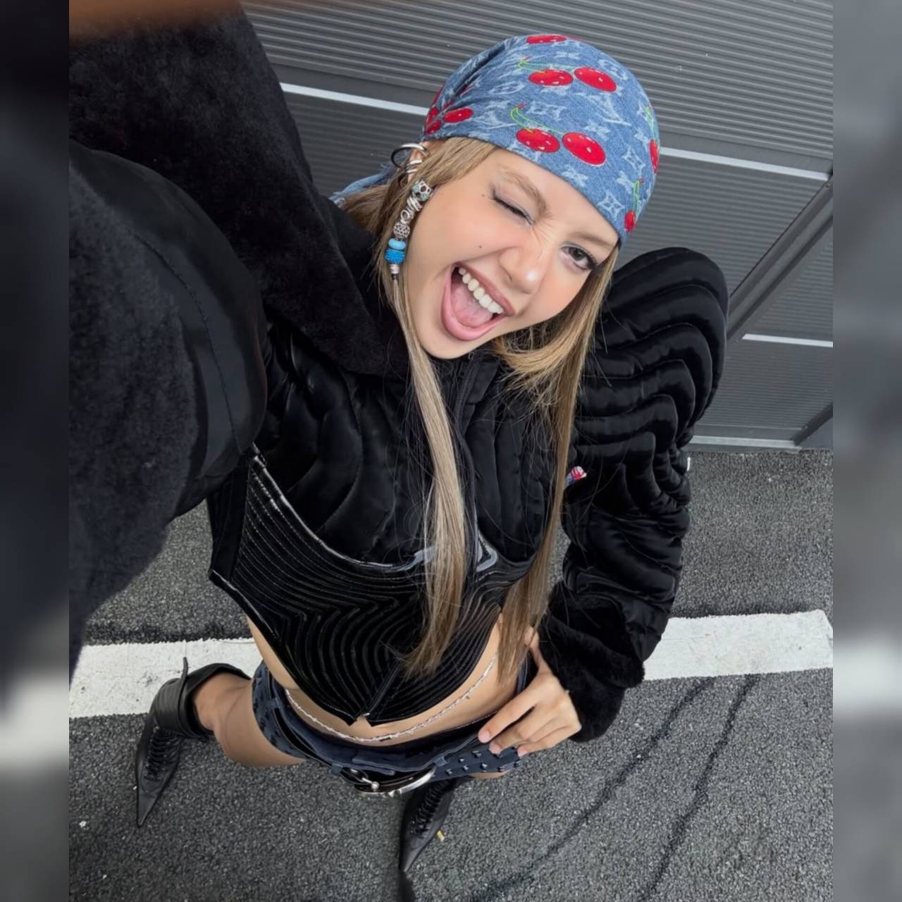 리사 (BLACKPINK)의 비하인드 컷