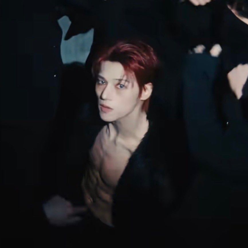 Latest photo of Wooyoung (ATEEZ)