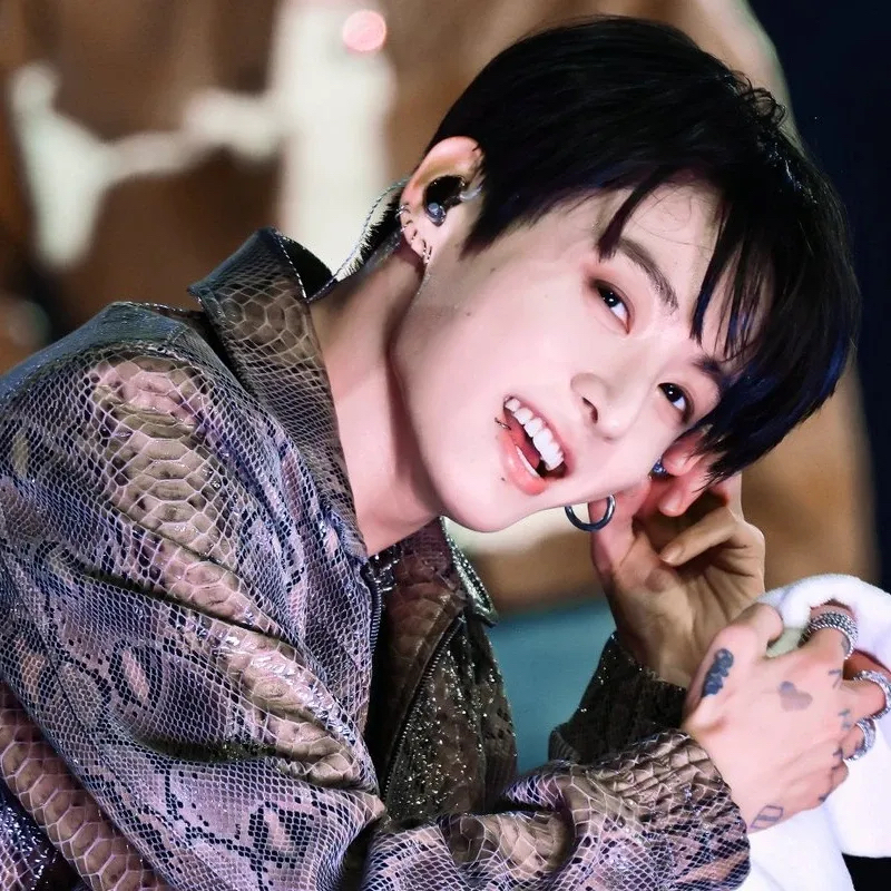 A moment captured by Jungkook (BTS)'s fan