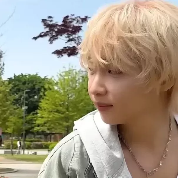 Latest photo of Jeong Sewoon