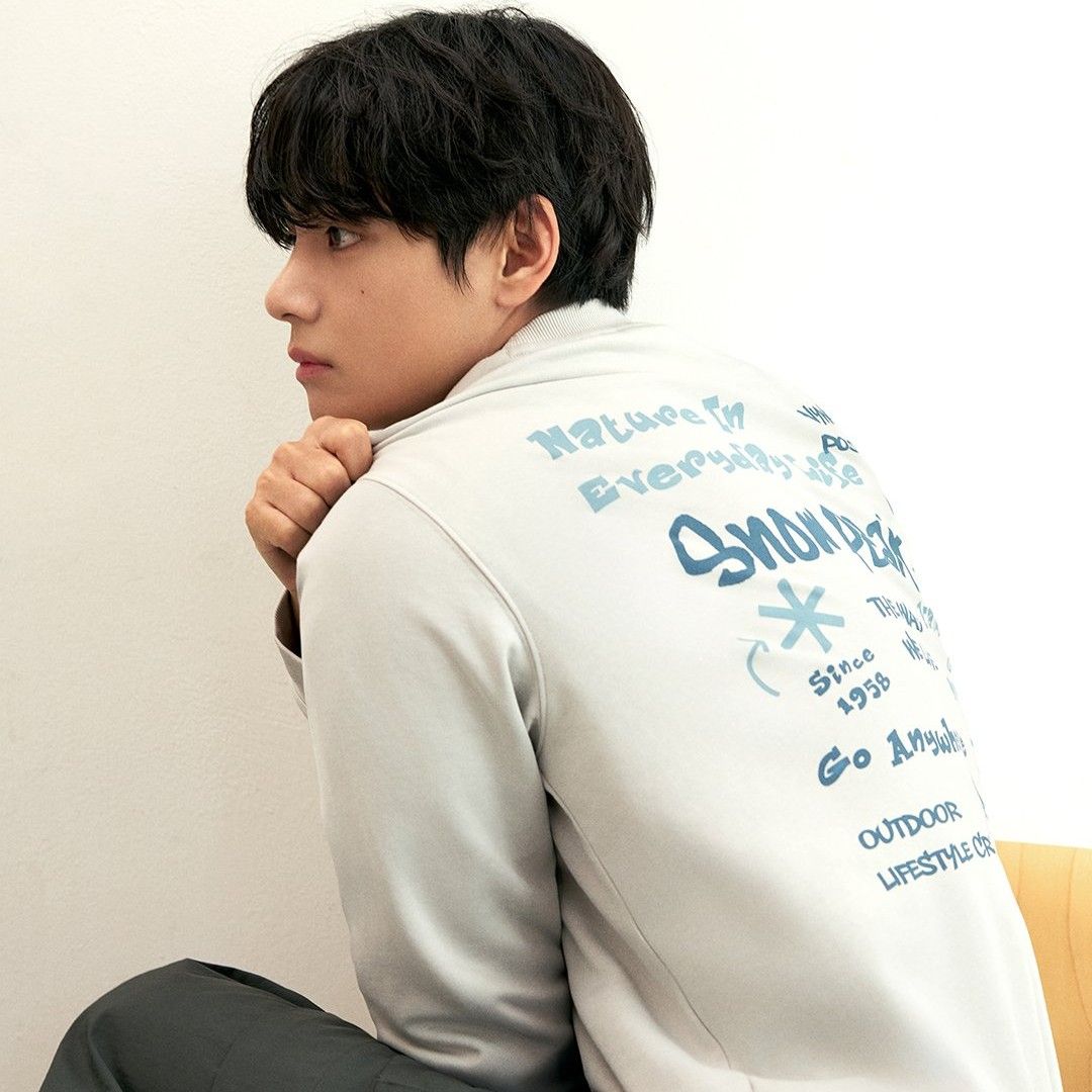 뷔 (방탄소년단)의 비하인드 컷