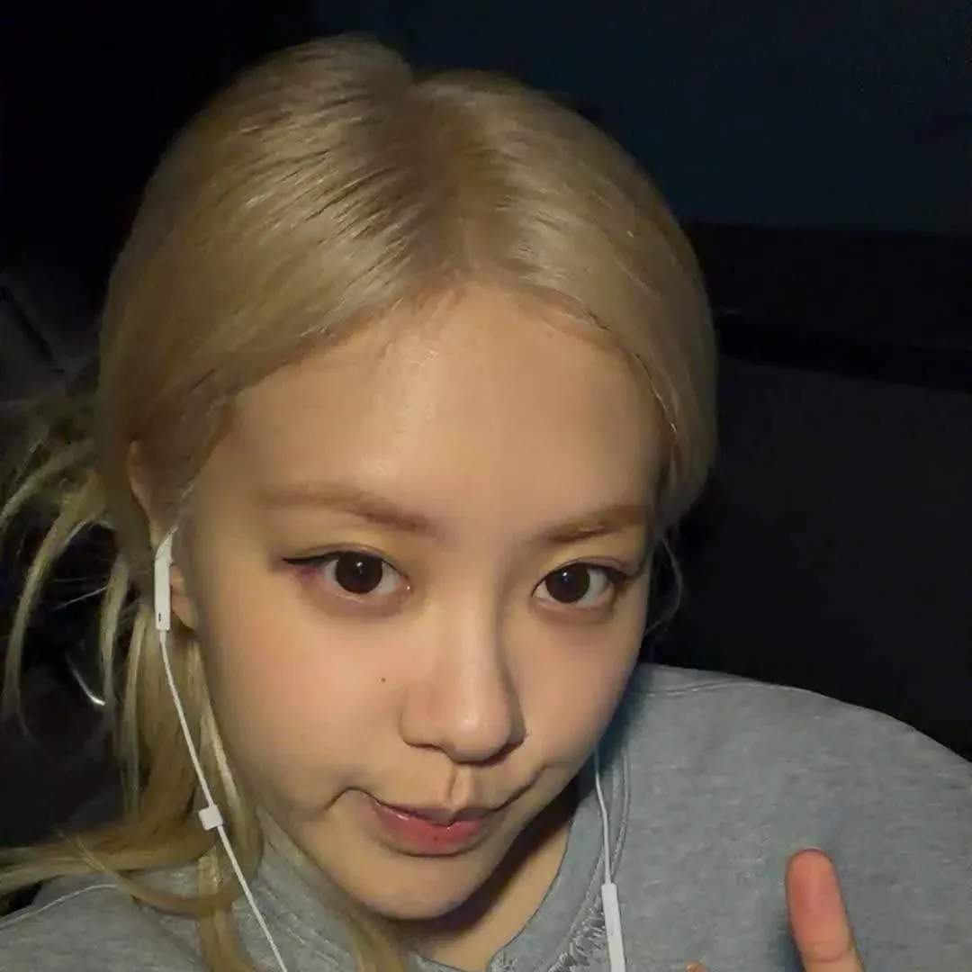 로제 (BLACKPINK)의 최신 사진