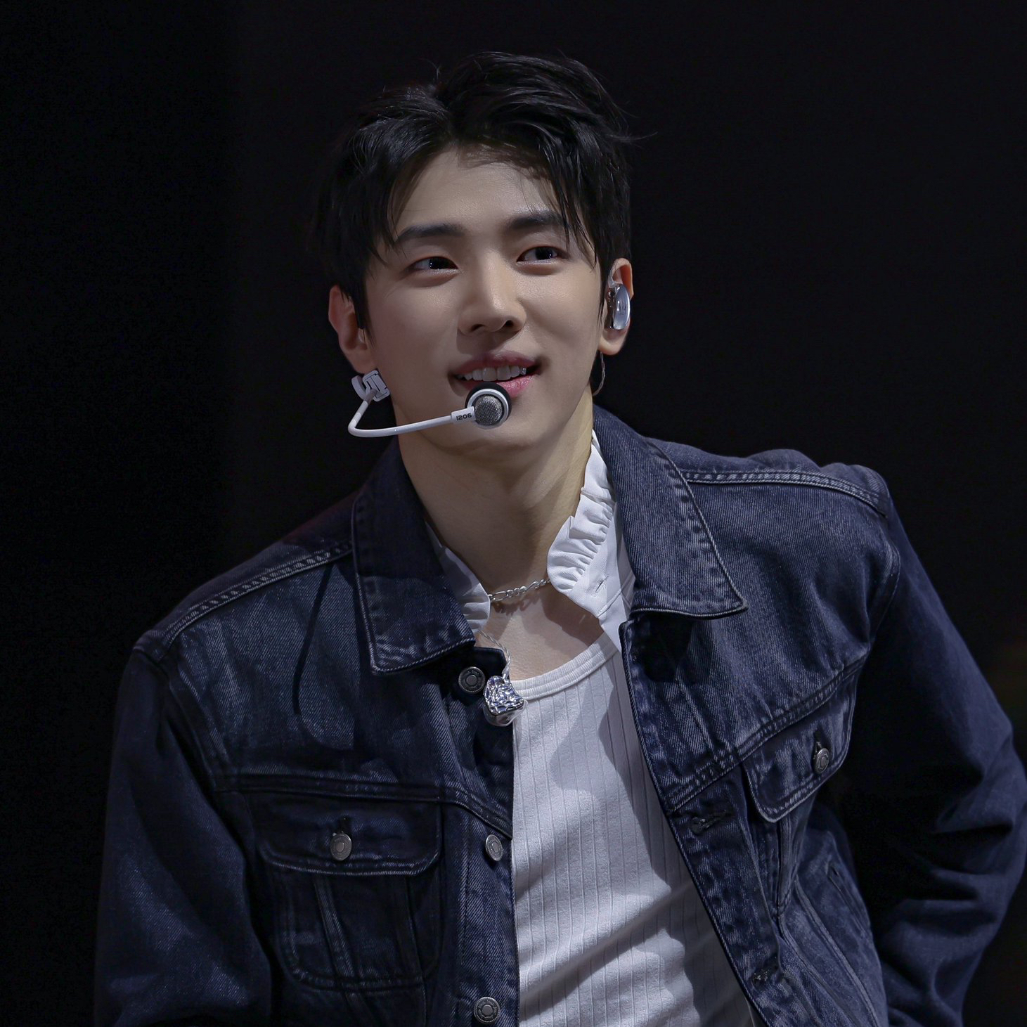 Behind-the-scenes cut of Jaechan (DKZ)