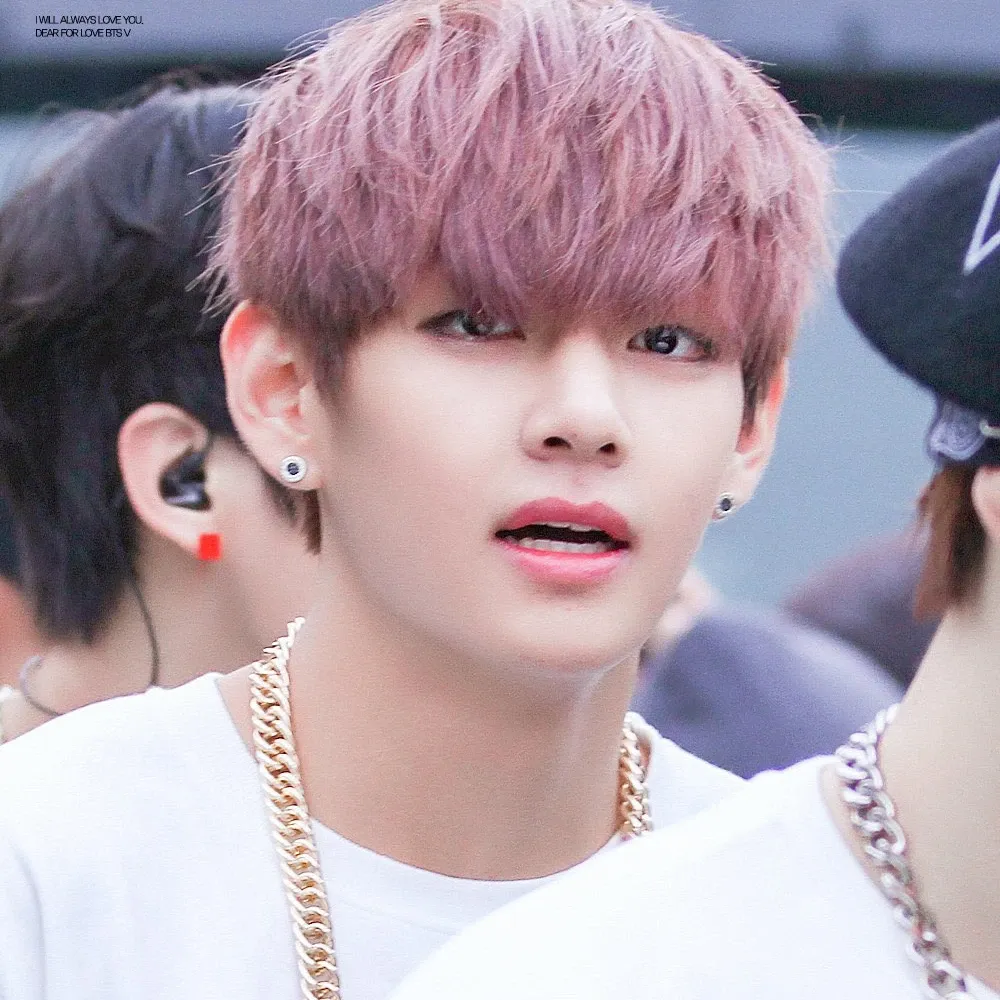 V (BTS)の最新写真