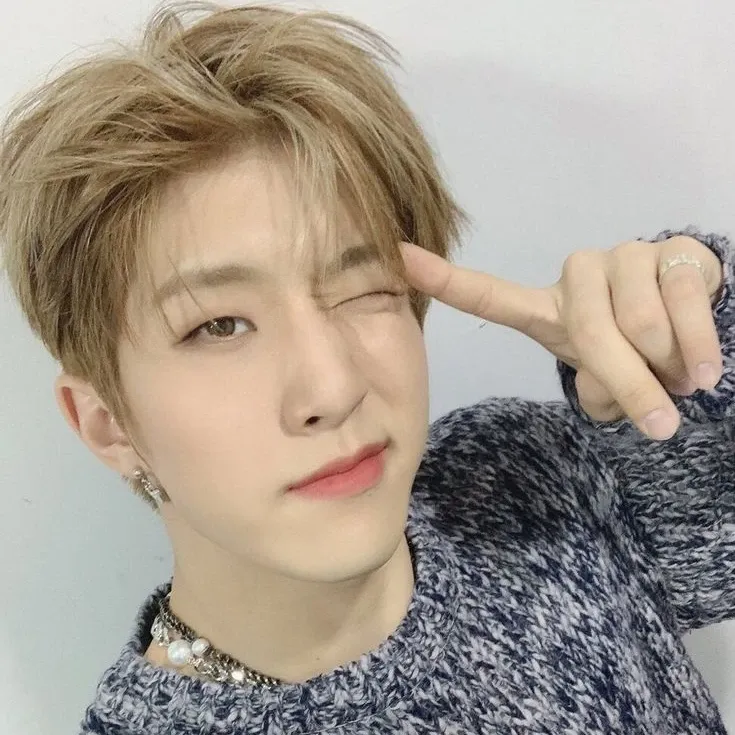 Latest photo of Jinjin (ASTRO)