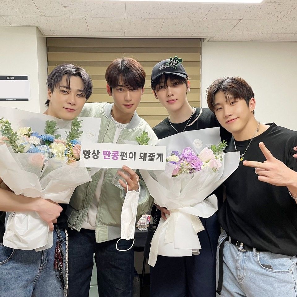 아스트로 최근 활동샷