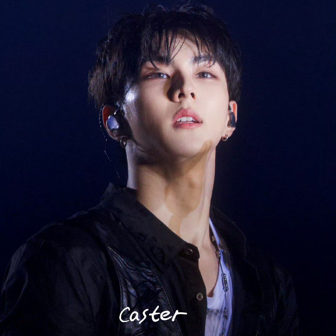 Latest photo of Jungwon (ENHYPEN)