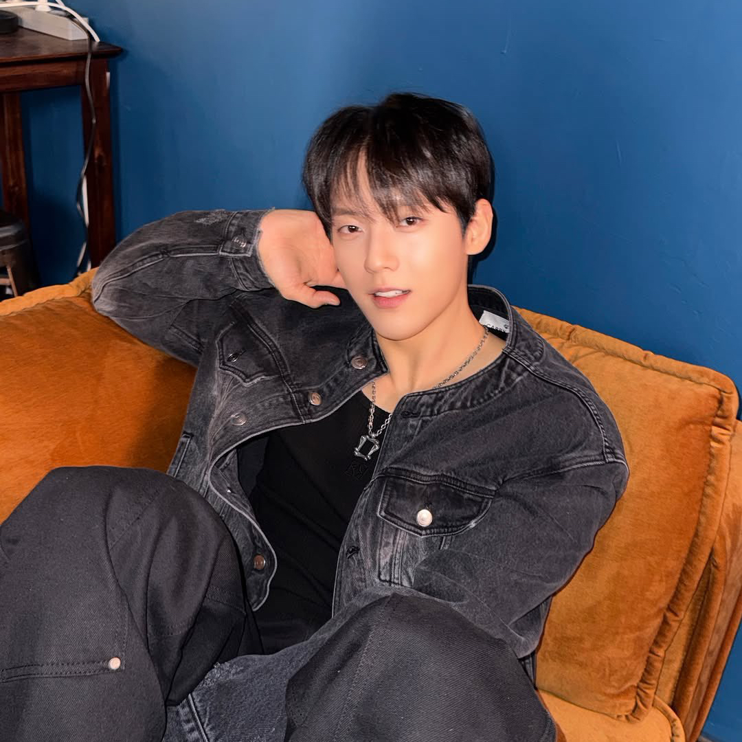 A moment captured by Lee Minhyuk (BTOB)'s fan