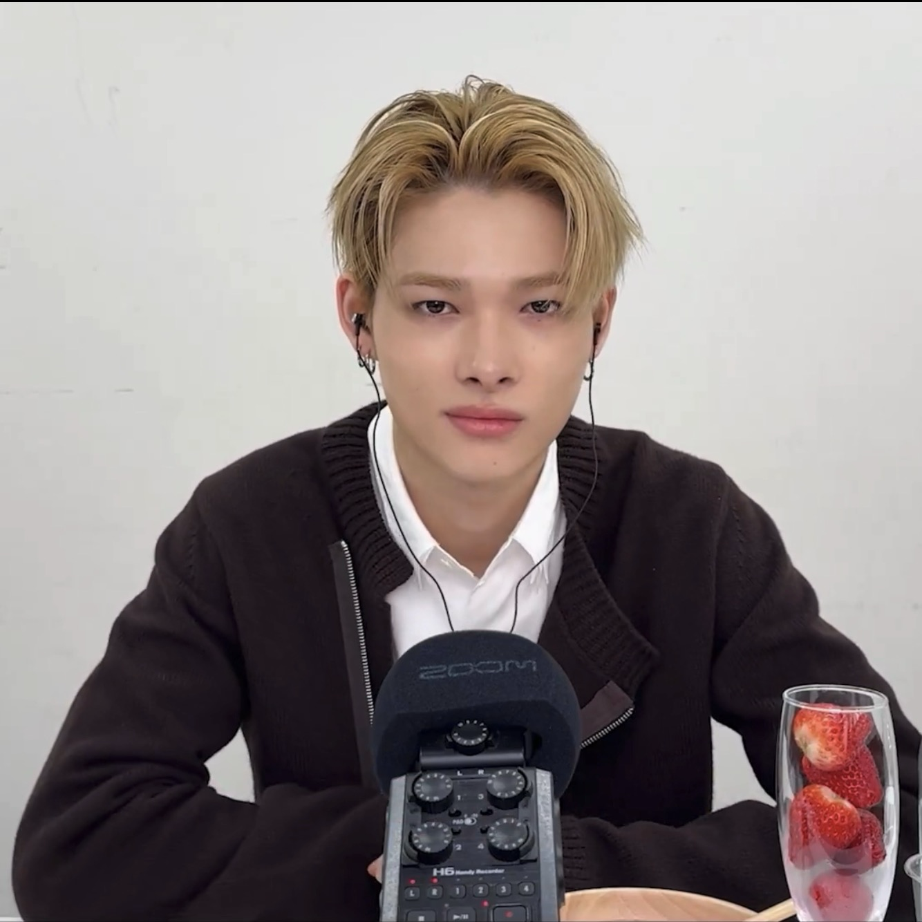 Foto aktivitas terbaru NI-KI (ENHYPEN)