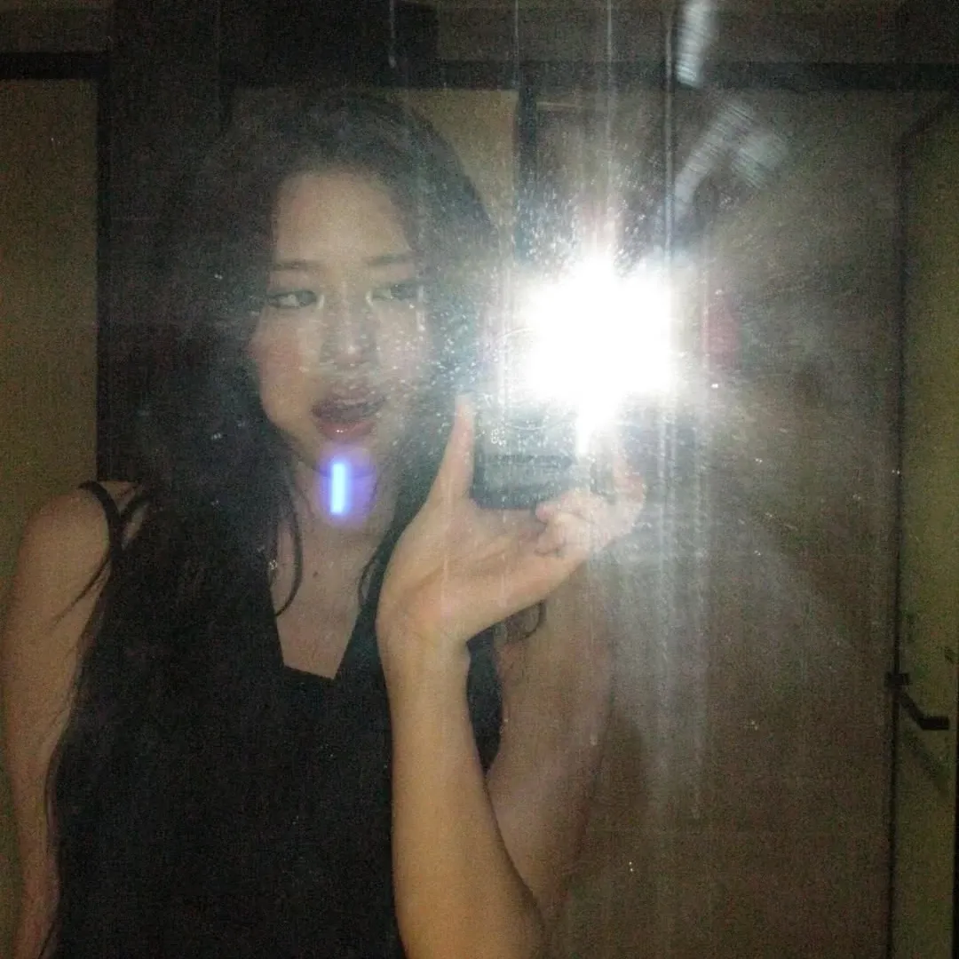 Latest photo of An Yujin (IVE)