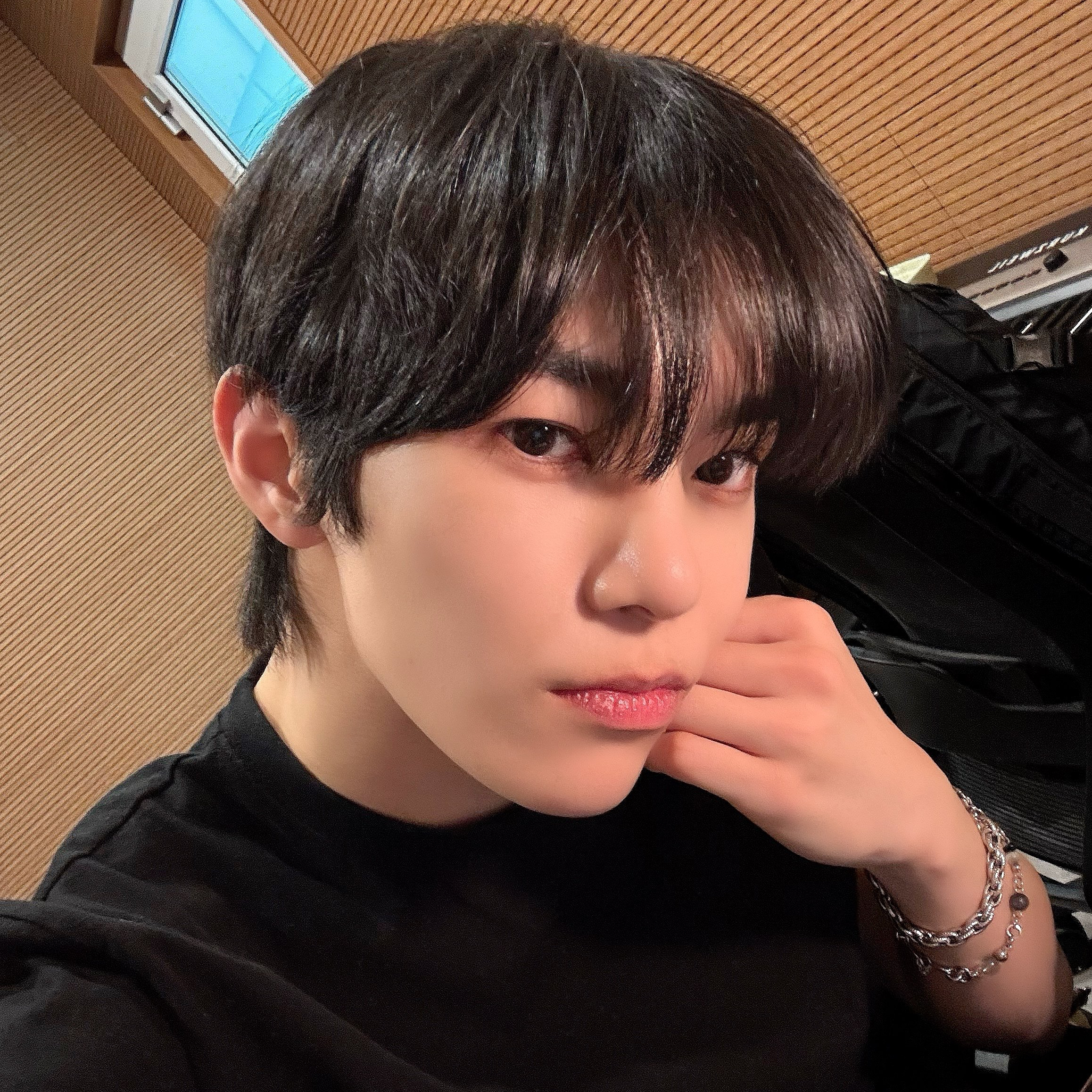 Recent activity shot of Park Donggyu