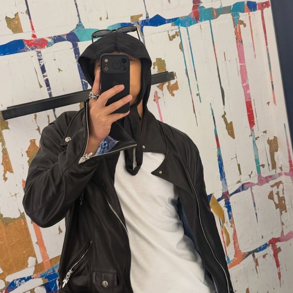 Behind-the-scenes cut of SEVENTEEN