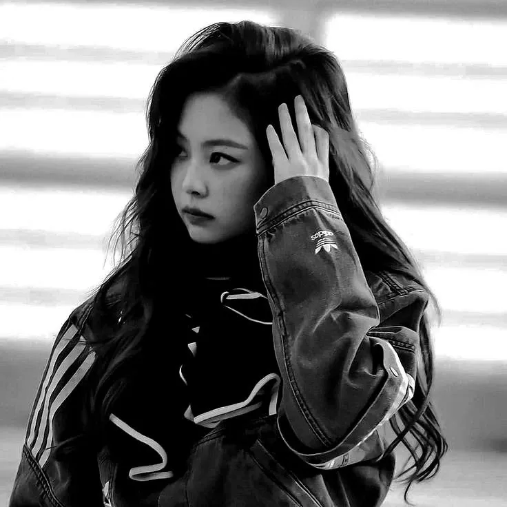 Jennie (BLACKPINK)的幕后花絮