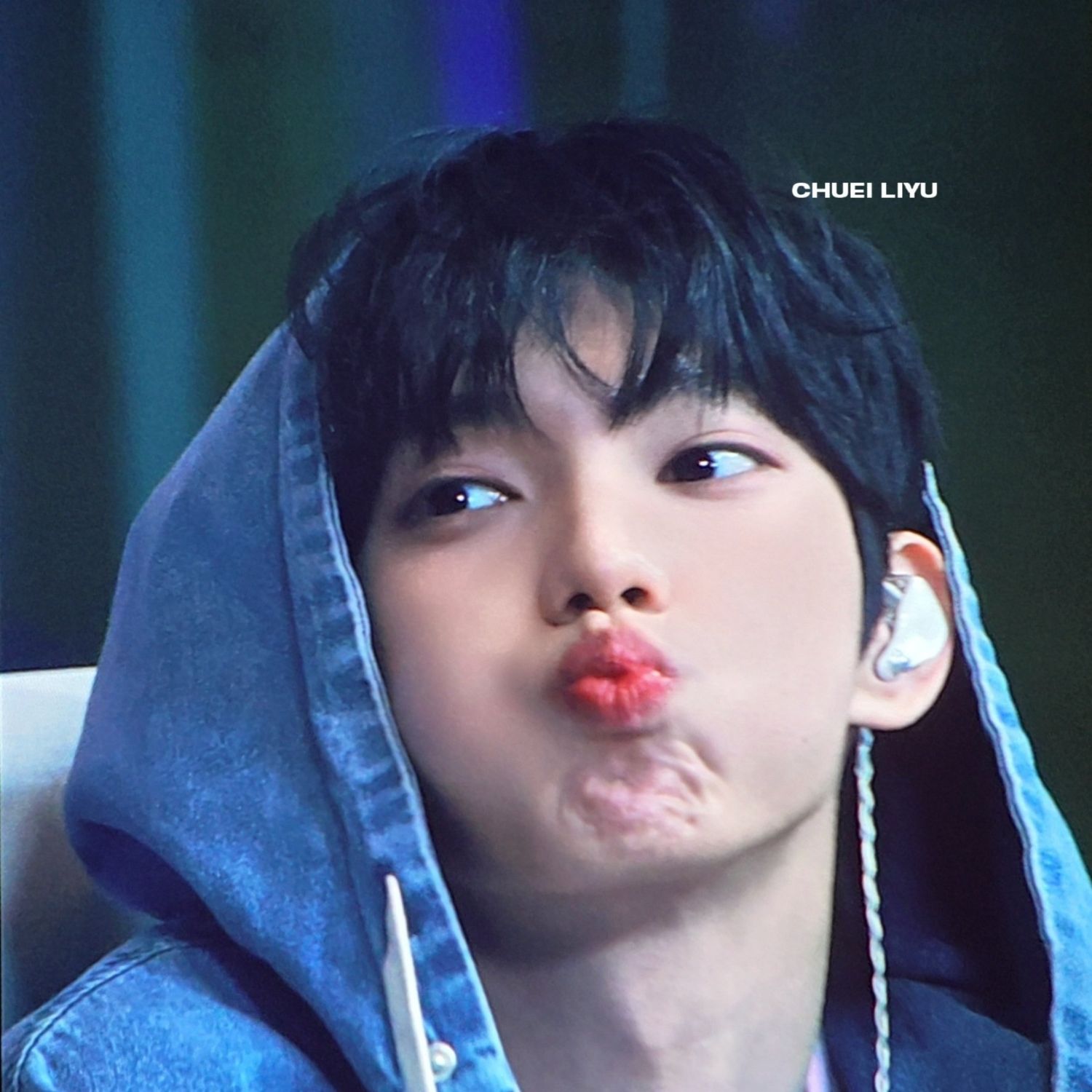 崔立于的最新照片