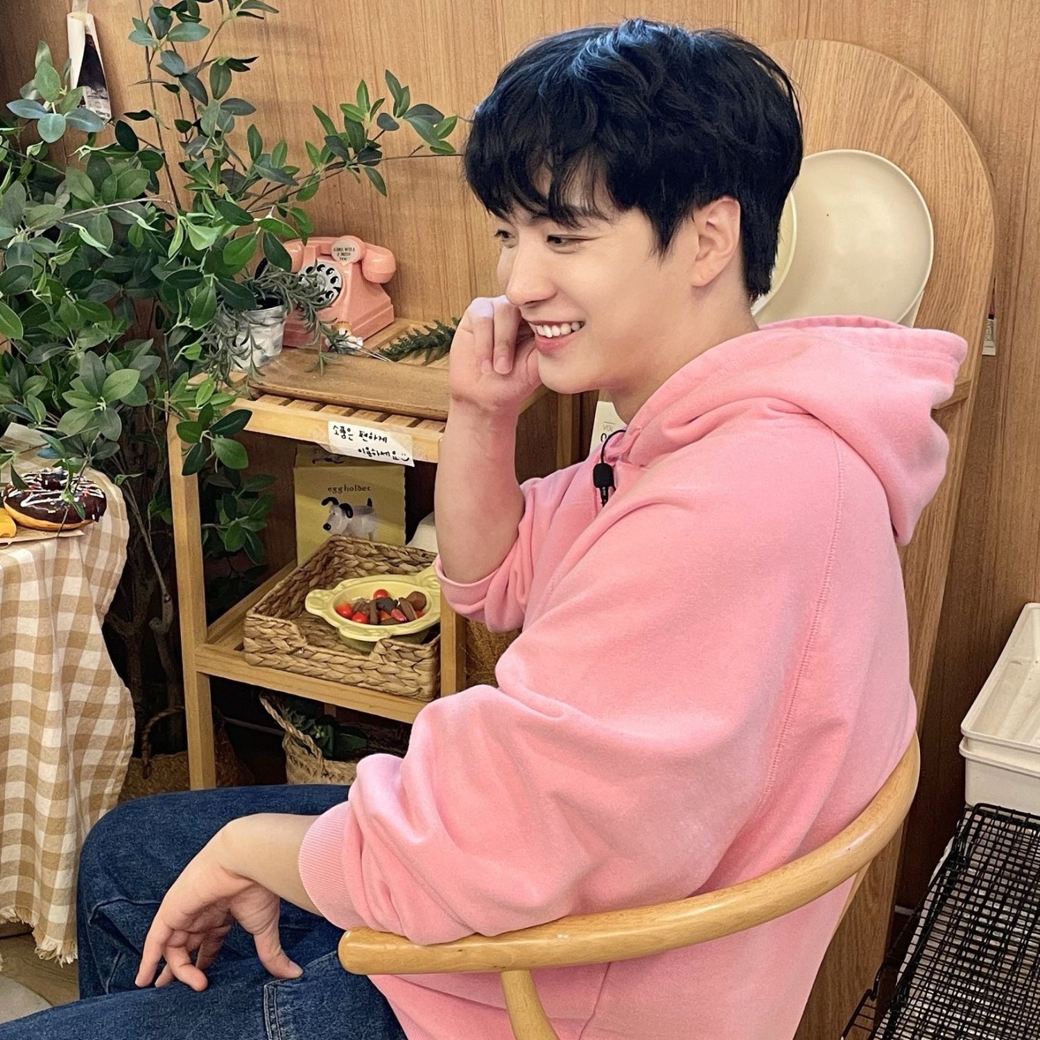 Recent activity shot of Kim Jonghyeon