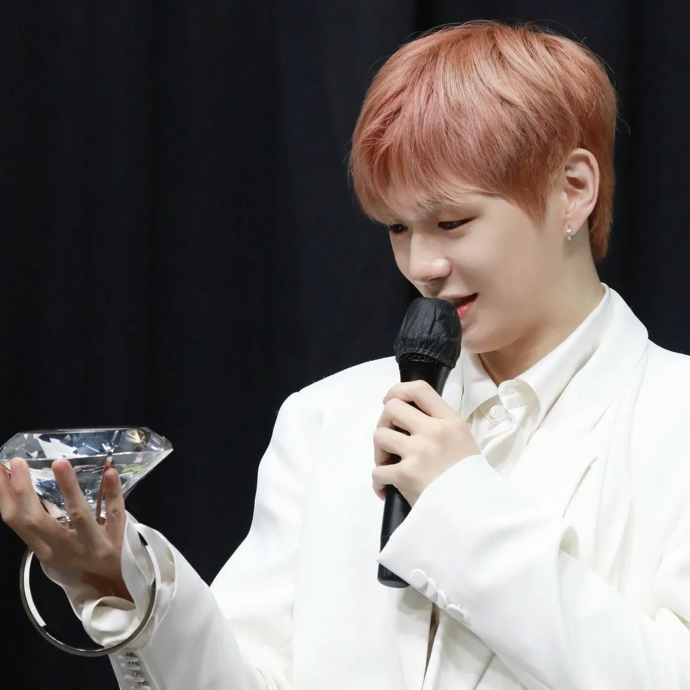 강다니엘 팬이 찍은 순간