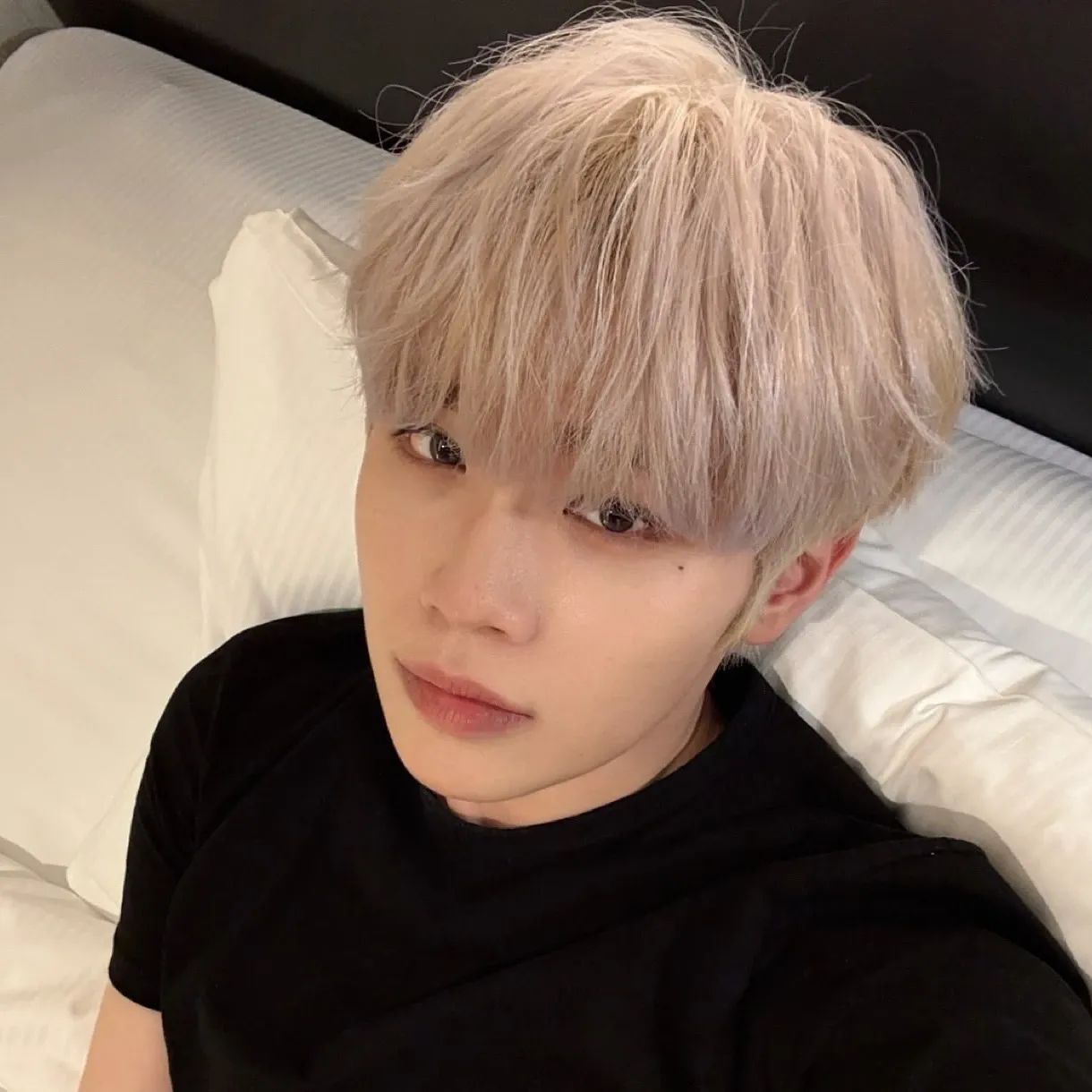 A moment captured by Kim Taerae (ZEROBASEONE)'s fan